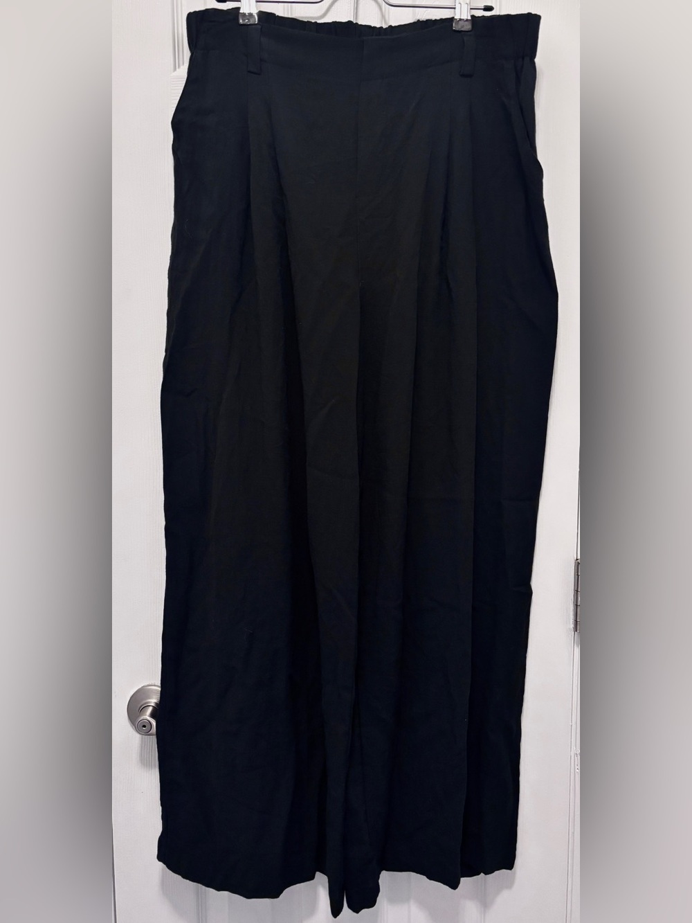 HALARA Black Wide-Leg Trousers - Flowing Full-Length Pants